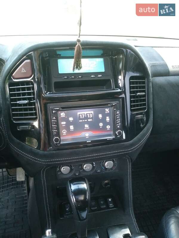 Позашляховик / Кросовер Mitsubishi Pajero 2006 в Рахові