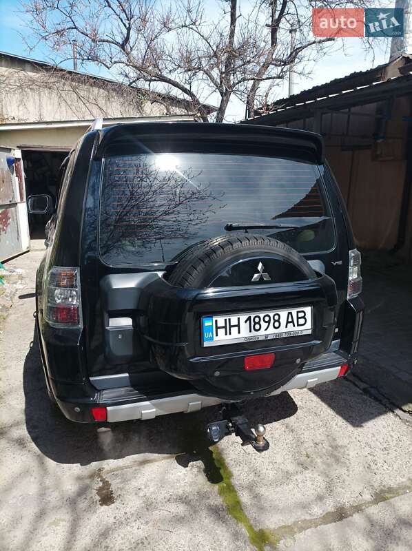 Позашляховик / Кросовер Mitsubishi Pajero 2007 в Одесі