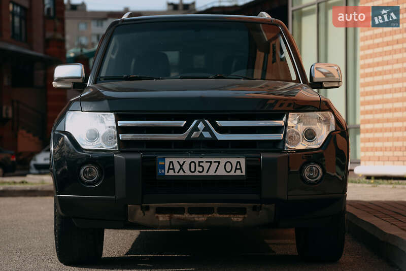 Mitsubishi Pajero 2008