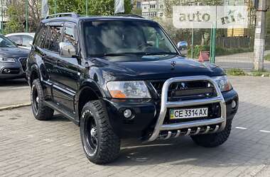 Позашляховик / Кросовер Mitsubishi Pajero 2006 в Чернівцях