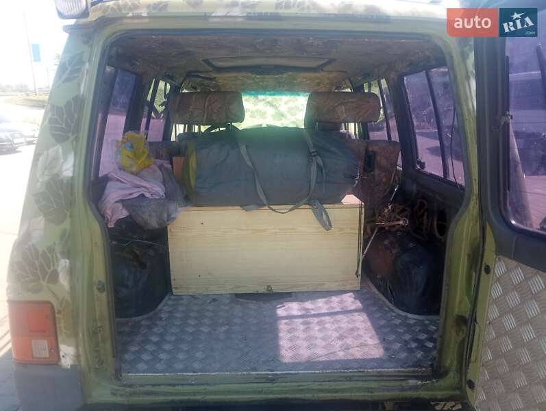 Внедорожник / Кроссовер Mitsubishi Pajero 1989 в Кривом Роге