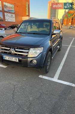 Внедорожник / Кроссовер Mitsubishi Pajero 2007 в Броварах