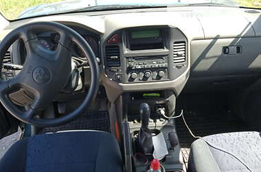 Внедорожник / Кроссовер Mitsubishi Pajero 2000 в Днепре