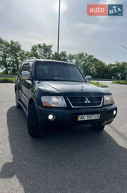 Внедорожник / Кроссовер Mitsubishi Pajero 2006 в Житомире