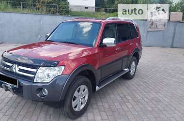 Позашляховик / Кросовер Mitsubishi Pajero 2007 в Житомирі