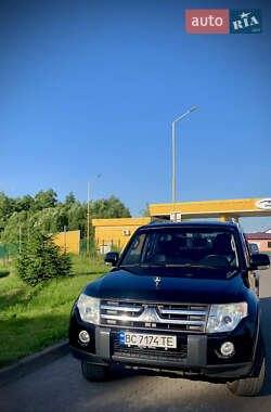 Внедорожник / Кроссовер Mitsubishi Pajero 2007 в Бродах