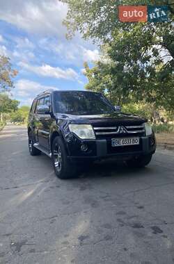 Позашляховик / Кросовер Mitsubishi Pajero 2007 в Миколаєві