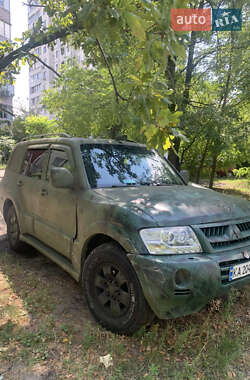 Внедорожник / Кроссовер Mitsubishi Pajero 2006 в 