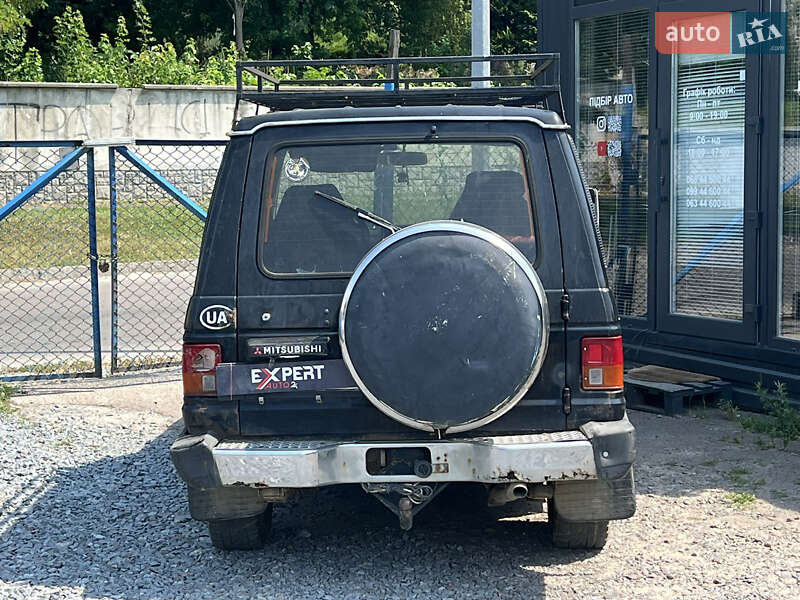 Внедорожник / Кроссовер Mitsubishi Pajero 1988 в Львове фото 5 Внедорожник / Кроссовер Mitsubishi Pajero 1988 в Львове