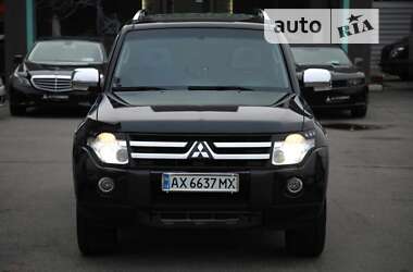 Внедорожник / Кроссовер Mitsubishi Pajero 2008 в Харькове