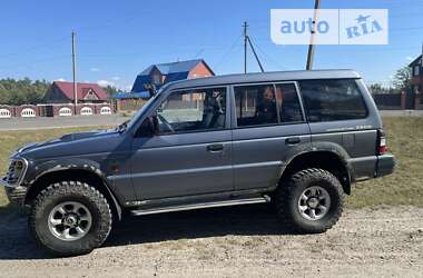 Позашляховик / Кросовер Mitsubishi Pajero 1997 в Сарнах