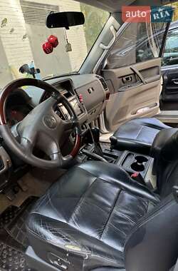 Внедорожник / Кроссовер Mitsubishi Pajero 2000 в 