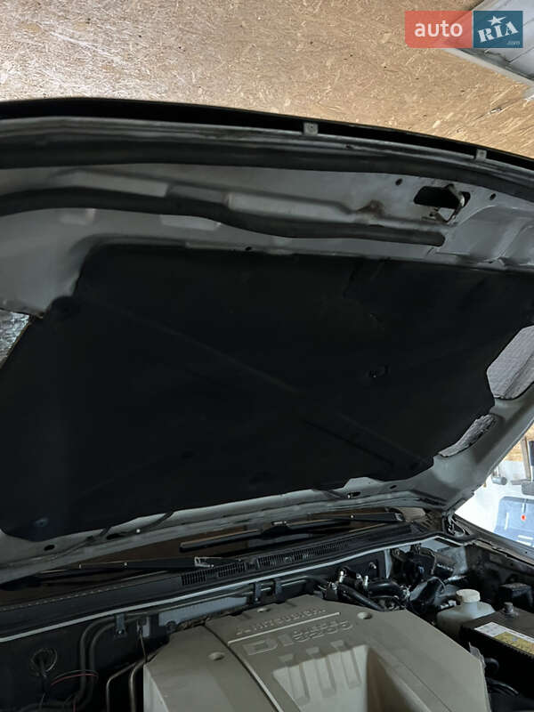 Внедорожник / Кроссовер Mitsubishi Pajero 2000 в Первомайске