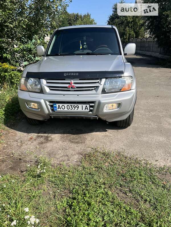 Внедорожник / Кроссовер Mitsubishi Pajero 2000 в Краматорске