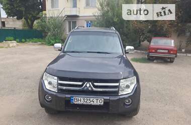 Внедорожник / Кроссовер Mitsubishi Pajero 2008 в Рени