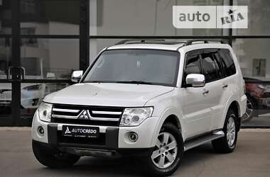 Позашляховик / Кросовер Mitsubishi Pajero 2007 в Харкові