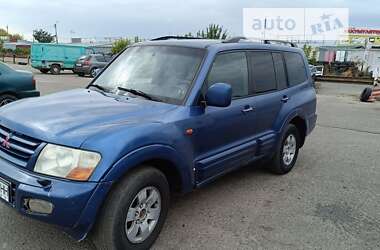 Позашляховик / Кросовер Mitsubishi Pajero 2001 в Харкові