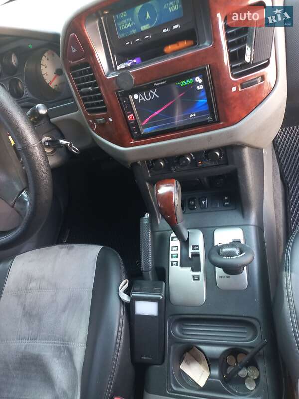 Внедорожник / Кроссовер Mitsubishi Pajero 2006 в Николаеве фото 8 Внедорожник / Кроссовер Mitsubishi Pajero 2006 в Николаеве