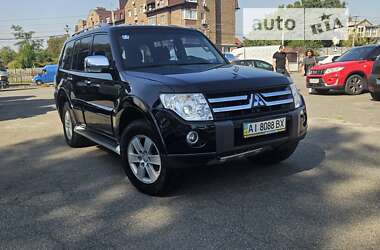 Внедорожник / Кроссовер Mitsubishi Pajero 2008 в Софиевской Борщаговке