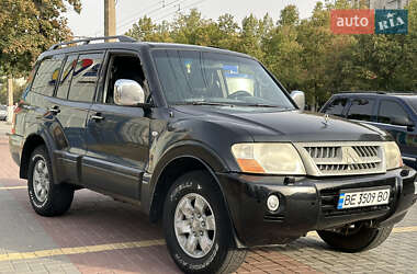 Внедорожник / Кроссовер Mitsubishi Pajero 2006 в Николаеве