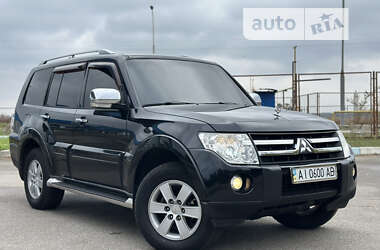 Позашляховик / Кросовер Mitsubishi Pajero 2007 в Мені