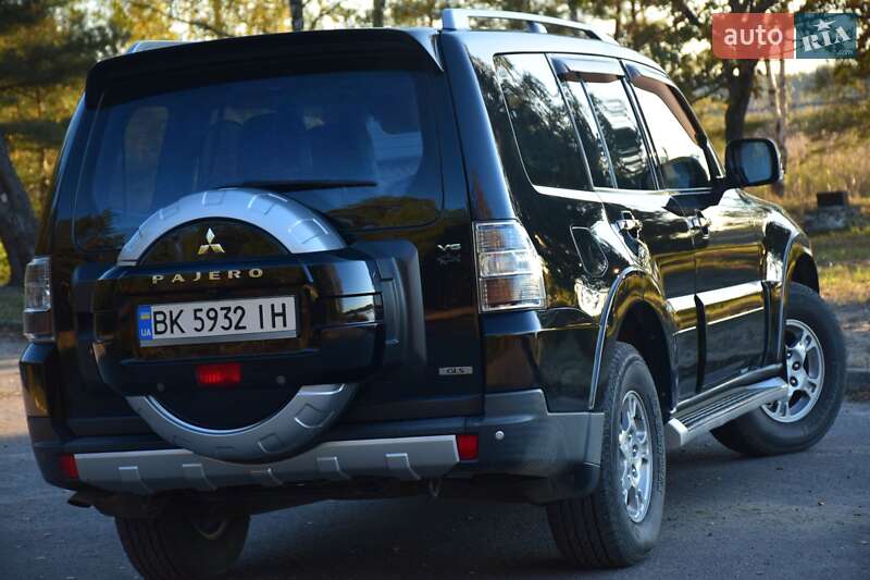 Внедорожник / Кроссовер Mitsubishi Pajero 2007 в Рокитном