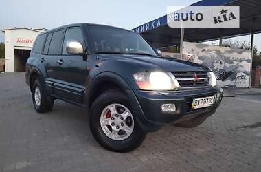 Позашляховик / Кросовер Mitsubishi Pajero 2001 в Володимир-Волинському