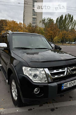 Позашляховик / Кросовер Mitsubishi Pajero 2007 в Магдалинівці