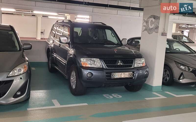 Позашляховик / Кросовер Mitsubishi Pajero 2007 в Миколаєві