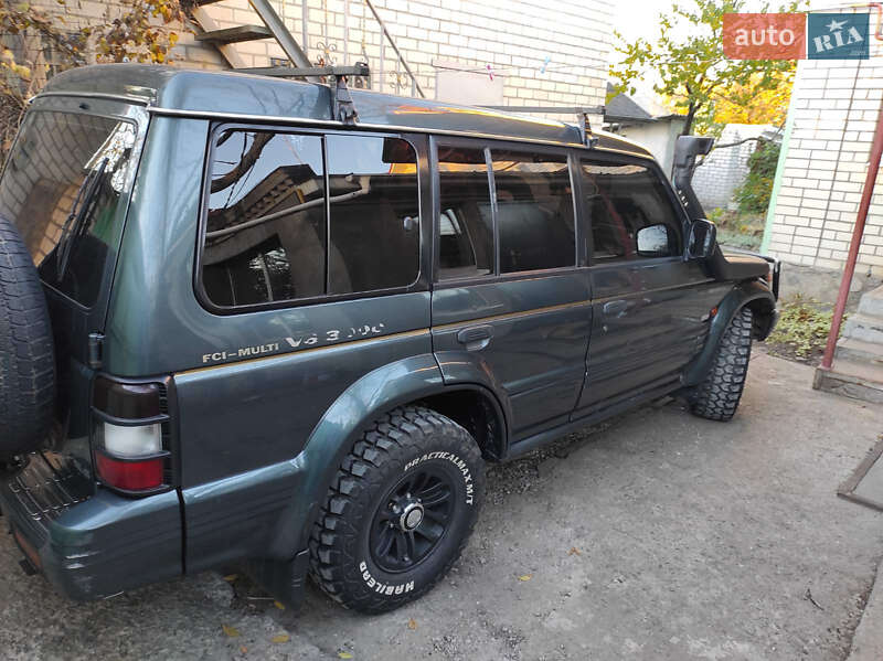 Внедорожник / Кроссовер Mitsubishi Pajero 1993 в Кременчуге