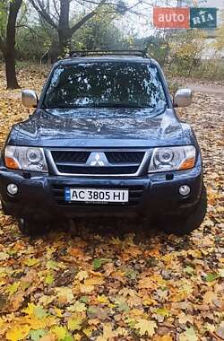 Внедорожник / Кроссовер Mitsubishi Pajero 2007 в Луцке