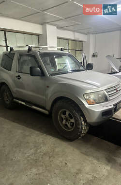 Внедорожник / Кроссовер Mitsubishi Pajero 2002 в Тячеве