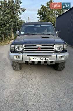 Внедорожник / Кроссовер Mitsubishi Pajero 1995 в Запорожье