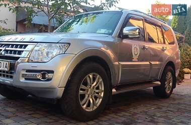 Внедорожник / Кроссовер Mitsubishi Pajero 2014 в Ровно