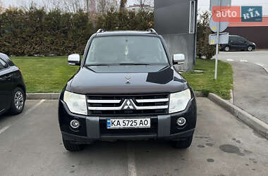 Позашляховик / Кросовер Mitsubishi Pajero 2007 в Києві