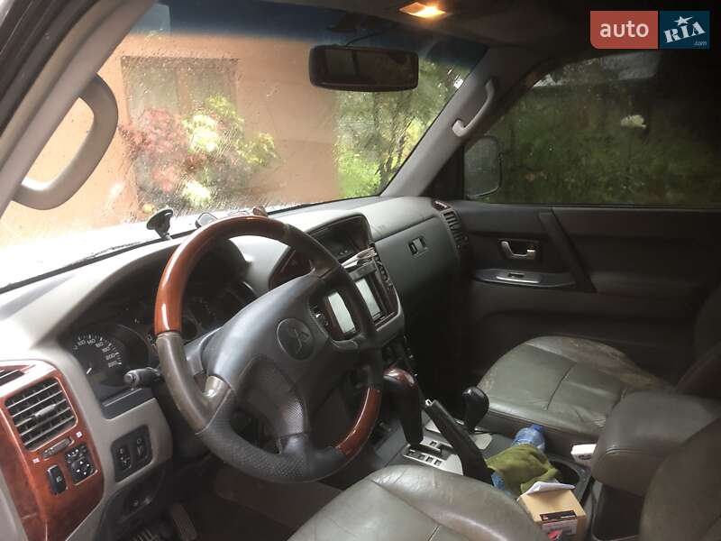 Внедорожник / Кроссовер Mitsubishi Pajero 2005 в Ужгороде фото 3 Внедорожник / Кроссовер Mitsubishi Pajero 2005 в Ужгороде