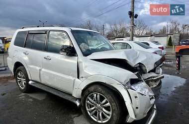 Позашляховик / Кросовер Mitsubishi Pajero 2013 в Одесі