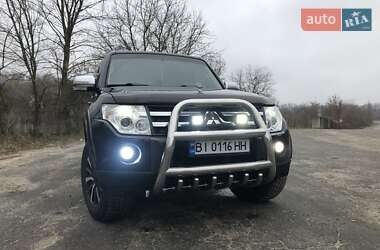 Внедорожник / Кроссовер Mitsubishi Pajero 2007 в Лубнах