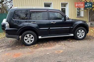 Позашляховик / Кросовер Mitsubishi Pajero 2007 в Полтаві