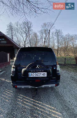 Позашляховик / Кросовер Mitsubishi Pajero 2007 в Тячеві