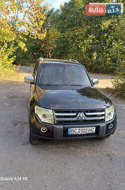 Позашляховик / Кросовер Mitsubishi Pajero 2008 в Львові