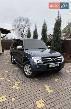 Внедорожник / Кроссовер Mitsubishi Pajero 2007 в Павлограде