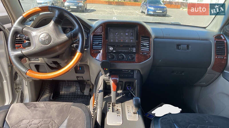 Внедорожник / Кроссовер Mitsubishi Pajero 2003 в Черкассах