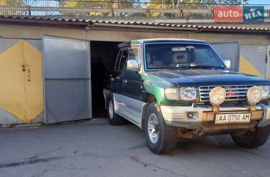 Внедорожник / Кроссовер Mitsubishi Pajero 1999 в Киеве