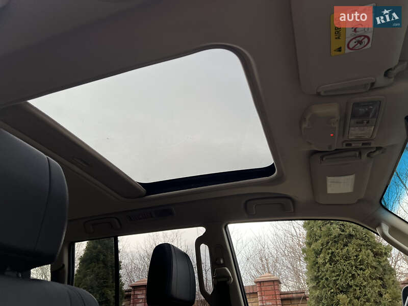 Внедорожник / Кроссовер Mitsubishi Pajero 2018 в Черновцах фото 39 Внедорожник / Кроссовер Mitsubishi Pajero 2018 в Черновцах