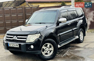 Внедорожник / Кроссовер Mitsubishi Pajero 2007 в Харькове