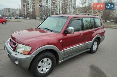 Позашляховик / Кросовер Mitsubishi Pajero 2004 в Києві