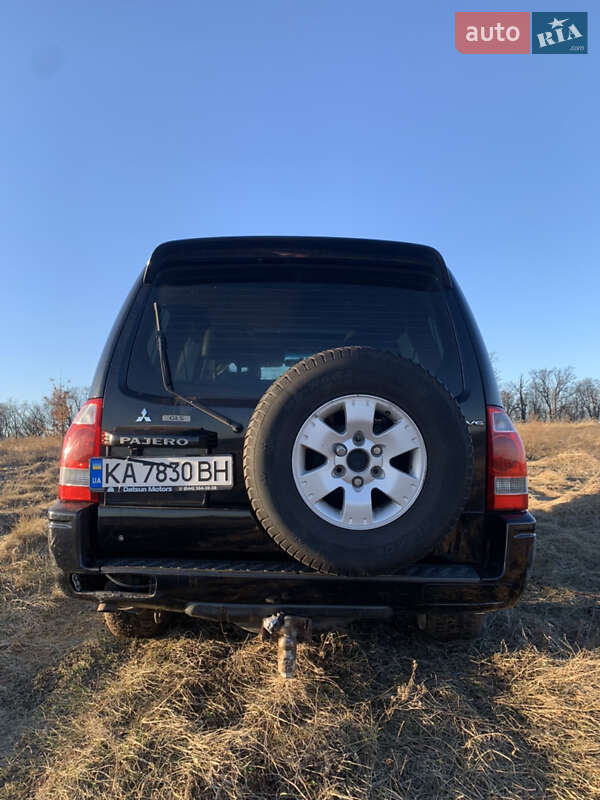 Внедорожник / Кроссовер Mitsubishi Pajero 2006 в Киеве фото 6 Внедорожник / Кроссовер Mitsubishi Pajero 2006 в Киеве