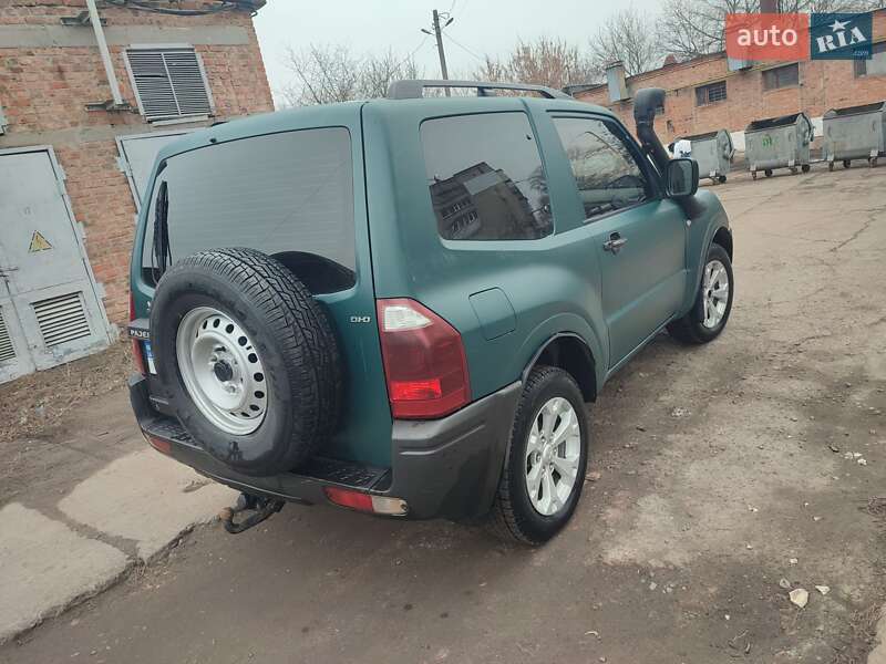 Внедорожник / Кроссовер Mitsubishi Pajero 2006 в Конотопе фото 5 Внедорожник / Кроссовер Mitsubishi Pajero 2006 в Конотопе