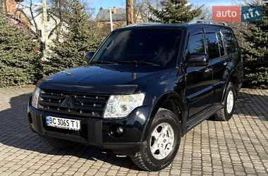 Позашляховик / Кросовер Mitsubishi Pajero 2007 в Львові